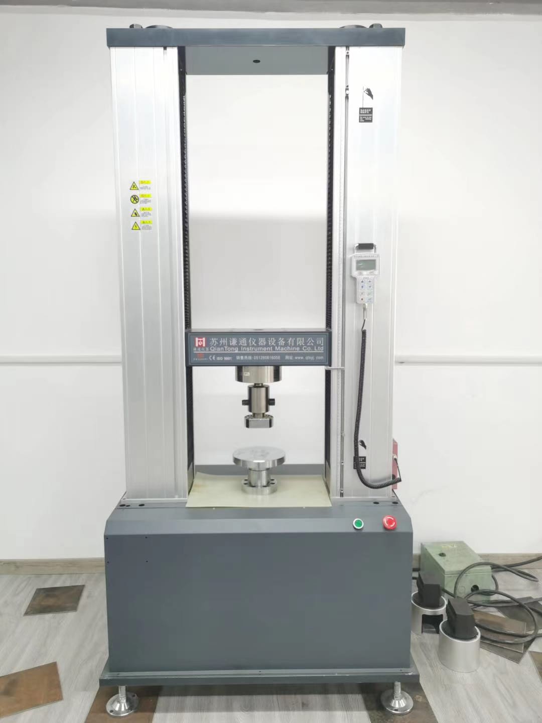 QT-6105S เครื่องทดสอบแรงดึงชิ้นส่วนรถยนต์